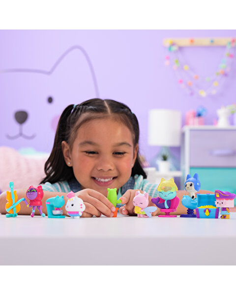 Gabby’s Dollhouse Baby Box Cat & Treasure Box Figür ve Aksesuar Seti