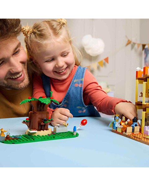 LEGO Bluey: Bluey’nin Aile Evi 11203
