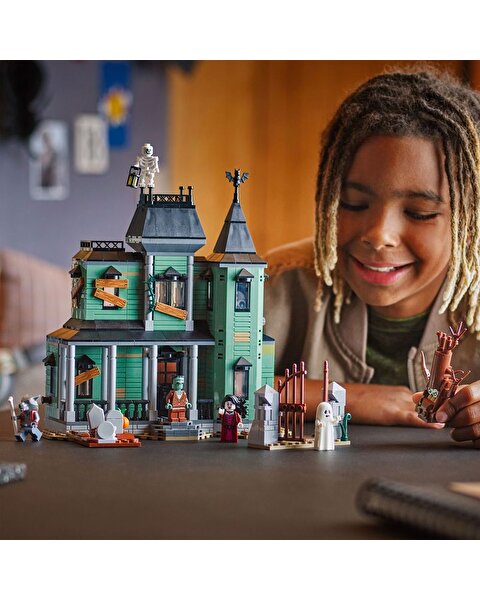 LEGO Creator 3 in 1 Hayaletli Köşk 31167