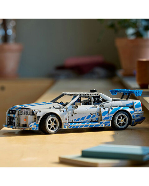 LEGO Technic Daha Hızlı Daha Öfkeli Nissan Skyline GT-R (R34) Araba 42210