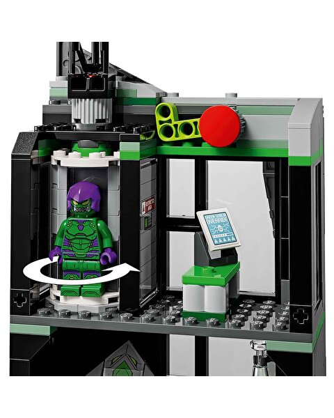 LEGO Marvel Örümcek Adam Oscorp’a Karşı 76324