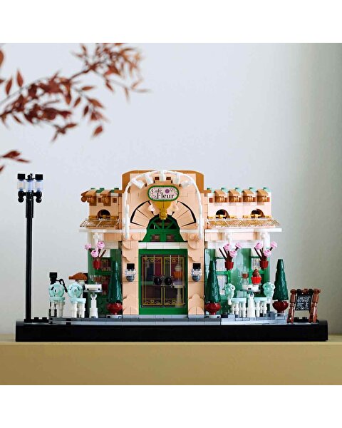 LEGO Icons French Cafe 10362