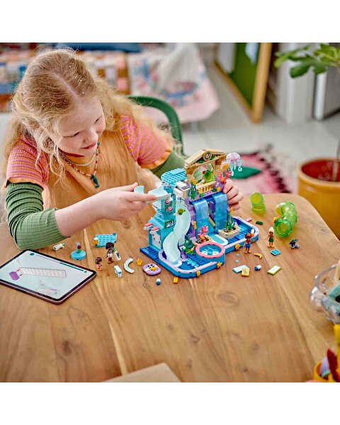LEGO Friends Heartlake City Su Parkı Oyun Seti 42630