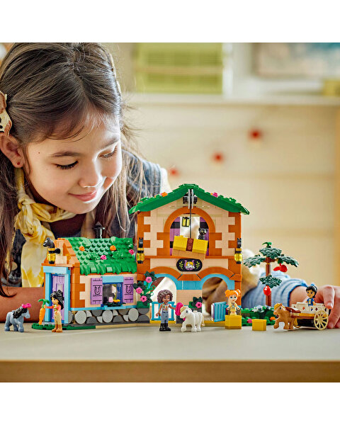 LEGO Friends Midilli Çiftliği ve Ahır 42654