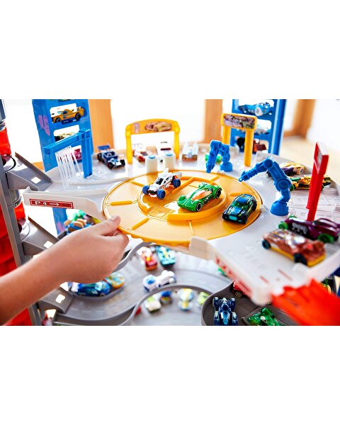 Hot Wheels Ultimate Garage Dev Kule FML03