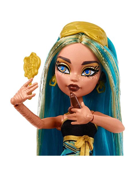 Monster High Gizemli Sırlar Havalı Pijama Partisi Sürpriz Paket HYV64