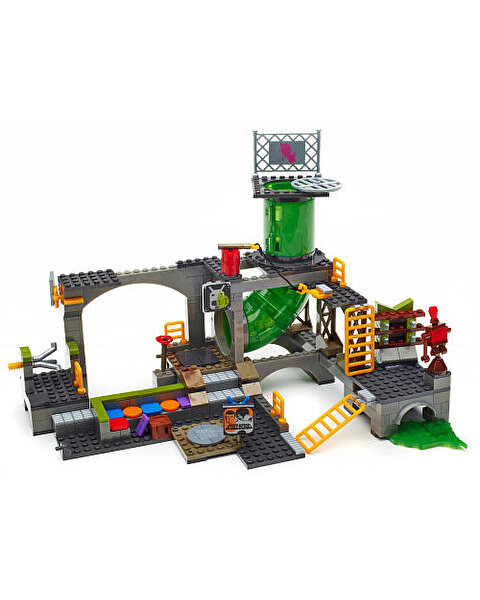 Mega Bloks TMNT Sewer Lair 342 Parça