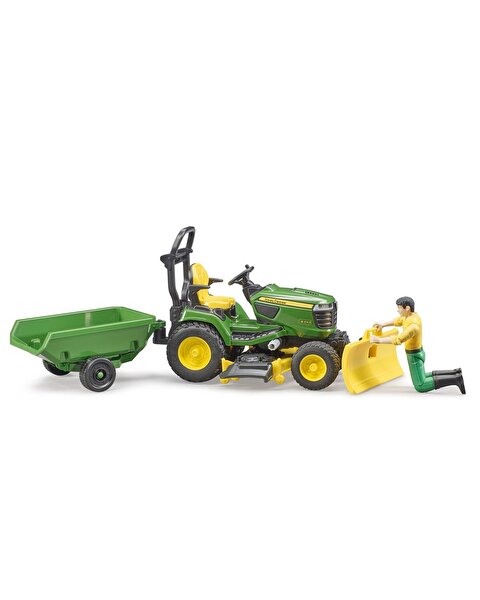 Bruder John Deere Çim Biçme Traktörü ve Bahçıvan