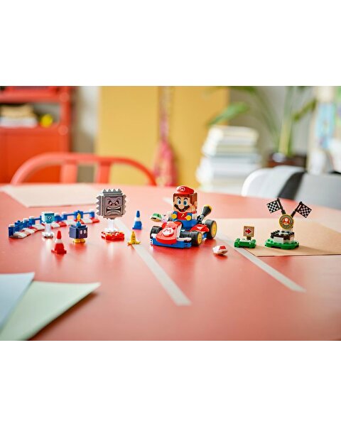 LEGO Super Mario Mario Kart – İnteraktif LEGO Mario ve Standard Kart 72043