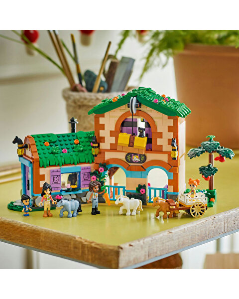 LEGO Friends Midilli Çiftliği ve Ahır 42654