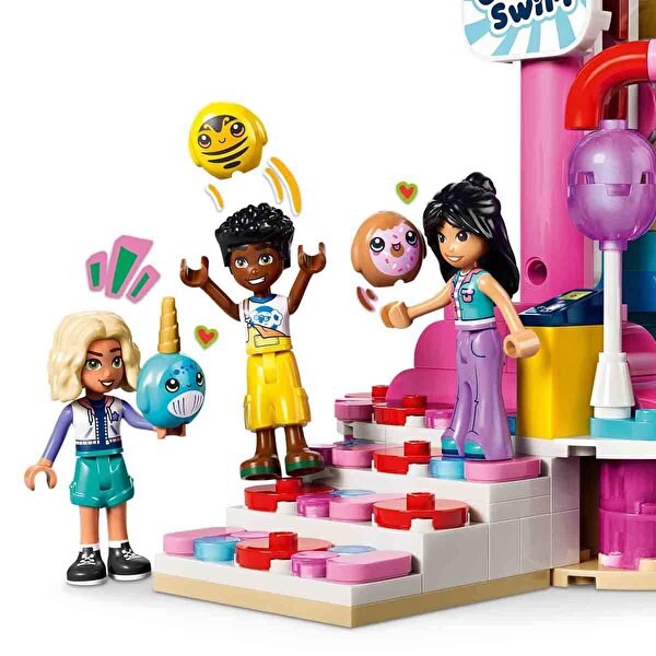 LEGO Friends Şeker ve Kapkek Dönme Dolabı Yapım Seti 42700