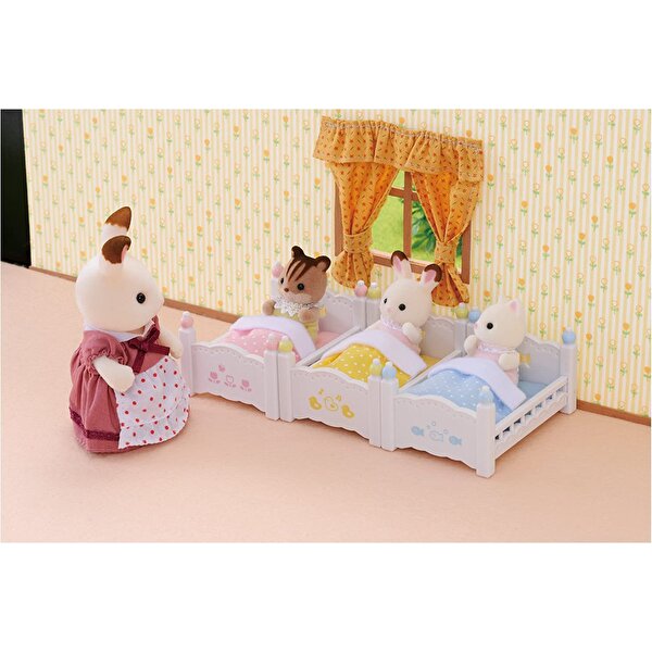 Sylvanian Families Yatak Odası ve Makyaj Masası