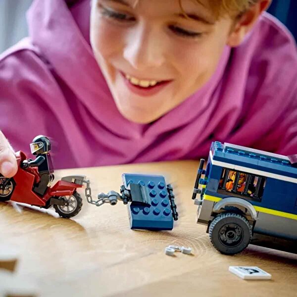 LEGO City Polis Mahkum Nakliye Aracı 60479