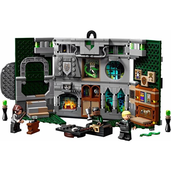 LEGO Harry Potter Slytherin Binası Bayrağı 76410