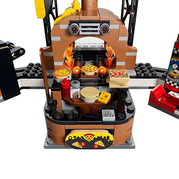 LEGO City Araçlarla Pizza Dağıtım Deneyimi 60496