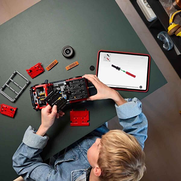 LEGO Technic Ford Bronco SUV 42213