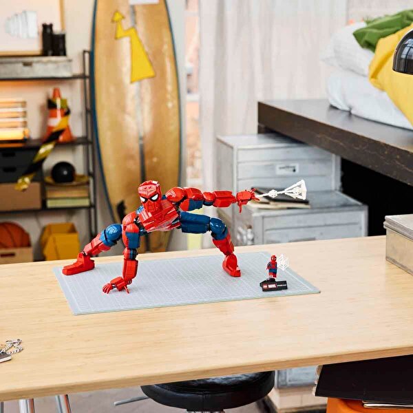 LEGO Marvel Örümcek Adam Kahraman Figürü 76346