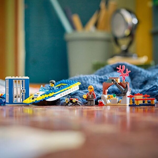 LEGO City Su Polisi Dedektif Görevleri 60355