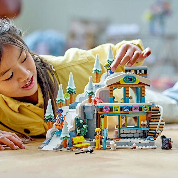 LEGO Friends Kayak Pisti ve Kafe 41756