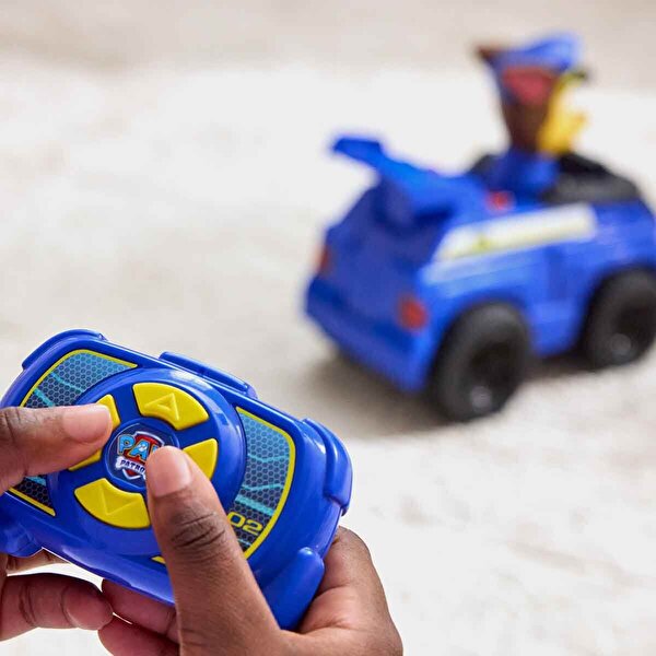 Paw Patrol Chase ve Işıklı Uzaktan Kumandalı Görev Aracı