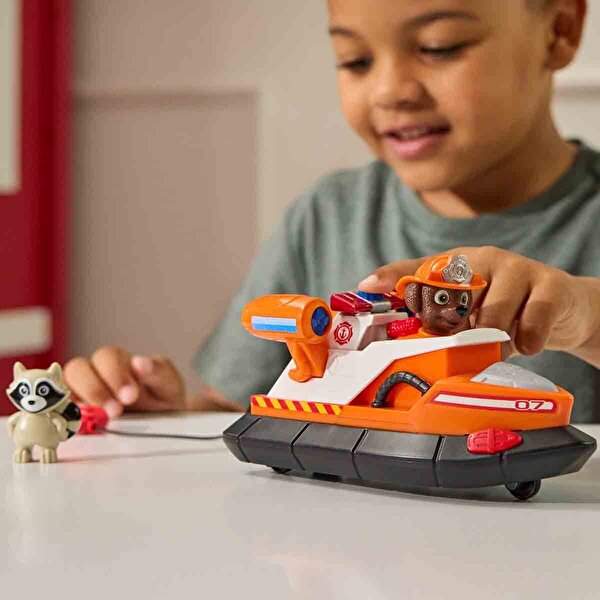 Paw Patrol Fire Rescue Figür ve Kurtarma Aracı Zuma