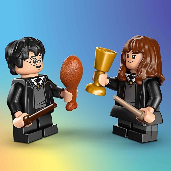 LEGO Harry Potter Hogwarts Şatosu: Seçmen Şapka Töreni 76460
