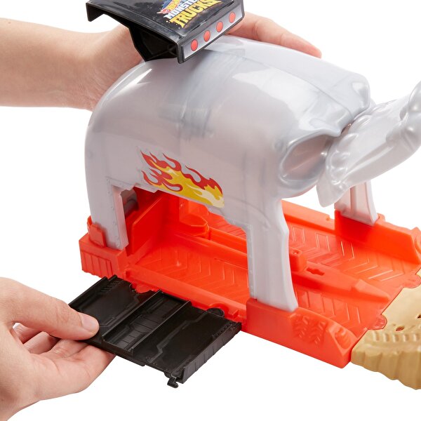 Hot Wheels Monster Trucks Fırlatıcılı Oyun Seti Bone Shaker GKY02