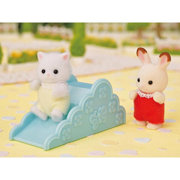 Sylvanian Families Bebek Yel Değirmeni Parkı