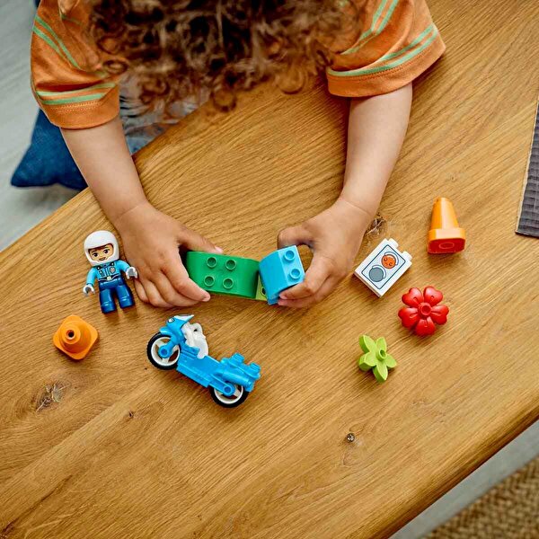 LEGO DUPLO Kasabası Mavi Polis Motosikleti 10471