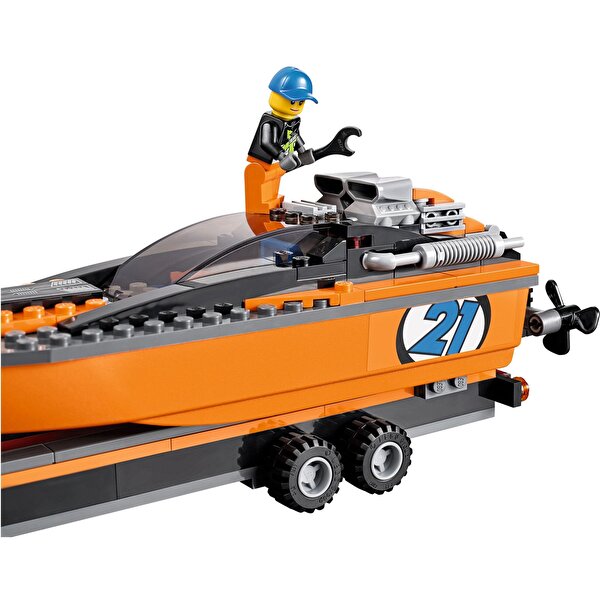 LEGO® City 4x4 with Powerboat