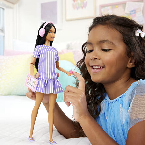 Barbie Fashionistas Bebekleri Otizimli Bebek JJN58