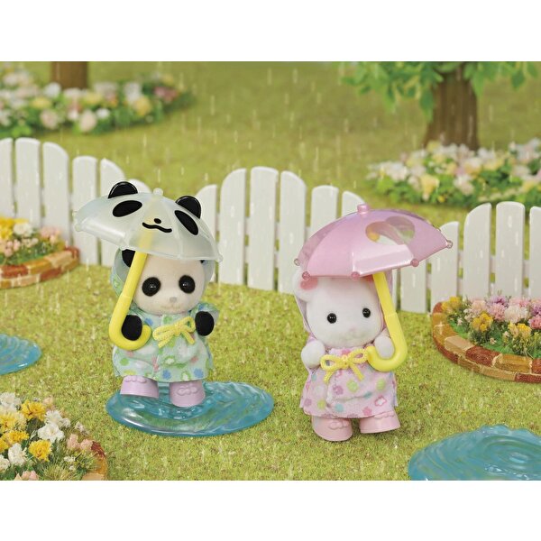 Sylvanian Families Anaokulu Arkadaşları Yağmurlu Gün İkilisi