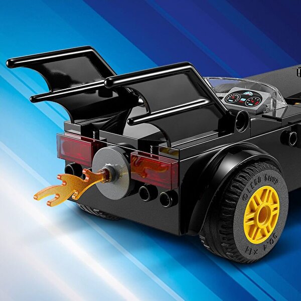 LEGO  DC Batmobile Takibi Batman Jokere Karşı 76264