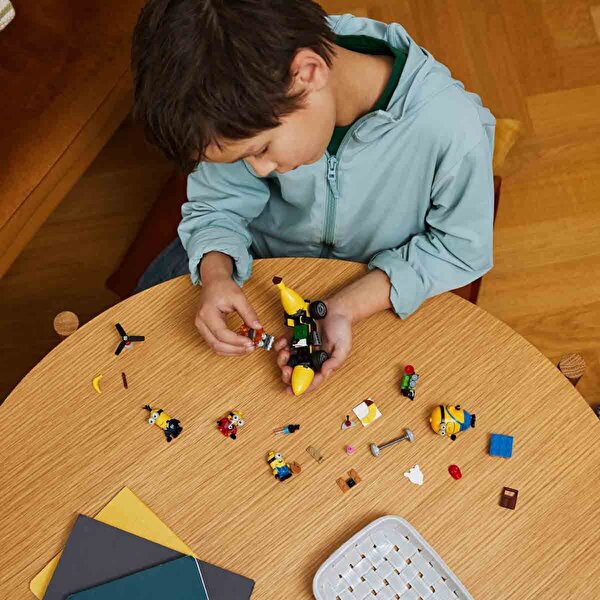 LEGO Despicable Me 4 Minyonlar ve Muz Araba 75580