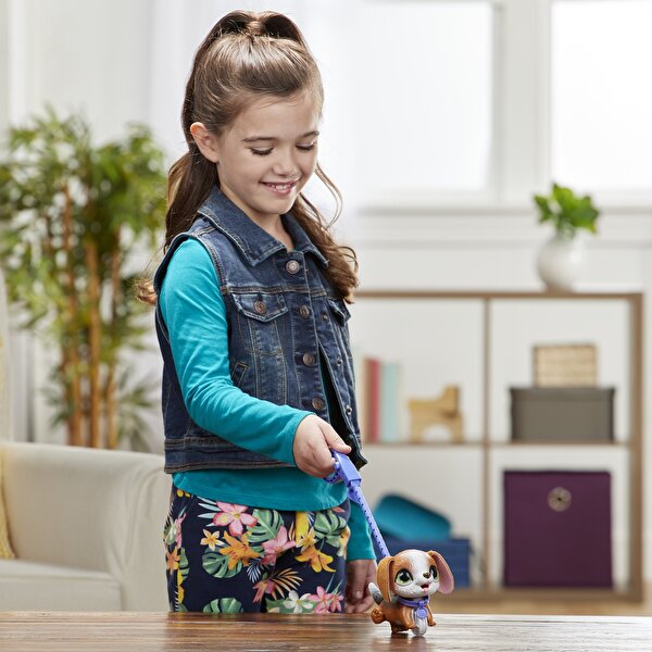 Fur Real Yürüyen Çiş Yapan Minik Dostlarım Büyük Kulaklı Köpek E8954