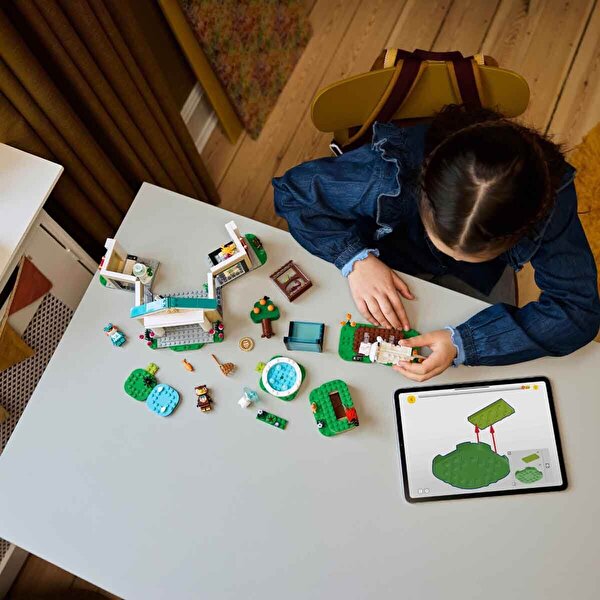 LEGO Animal Crossing Blathers Müze Koleksiyonu 77056