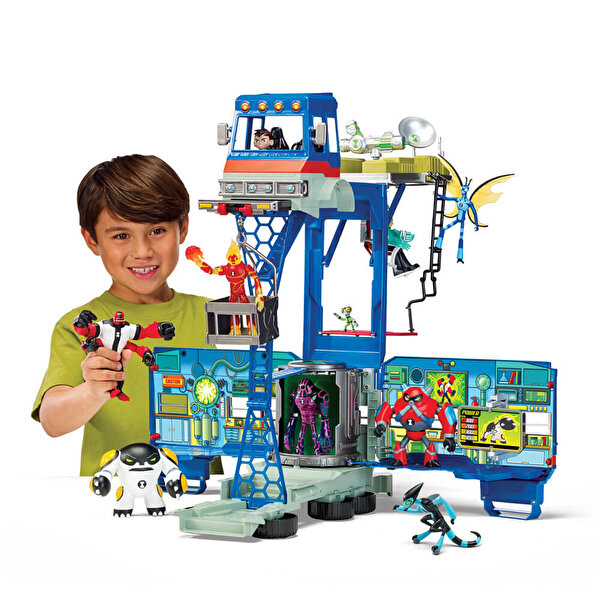 Ben 10 Rustbucket Deluks Oyun Seti