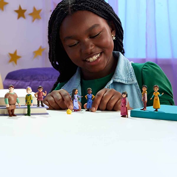 Disney Wish The Teens Mini Karakter Seti HPX36