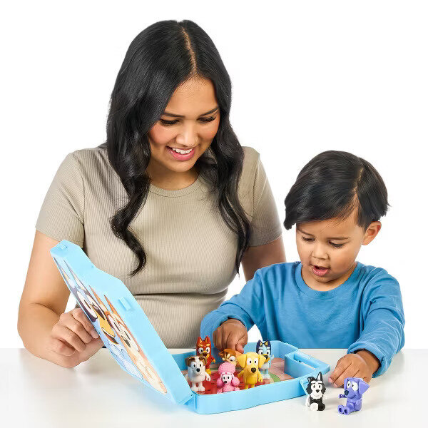 Bluey Deluxe Taşıma Çantası ve 8'li Figür Seti