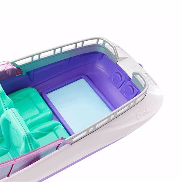 Barbie'nin Botu Oyun Seti HHG60