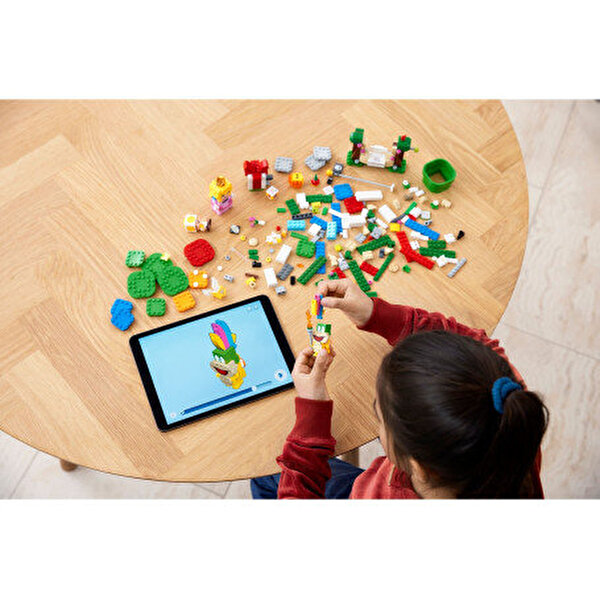 LEGO Super Mario Peach ile Maceraya Başlangıç Seti 71403