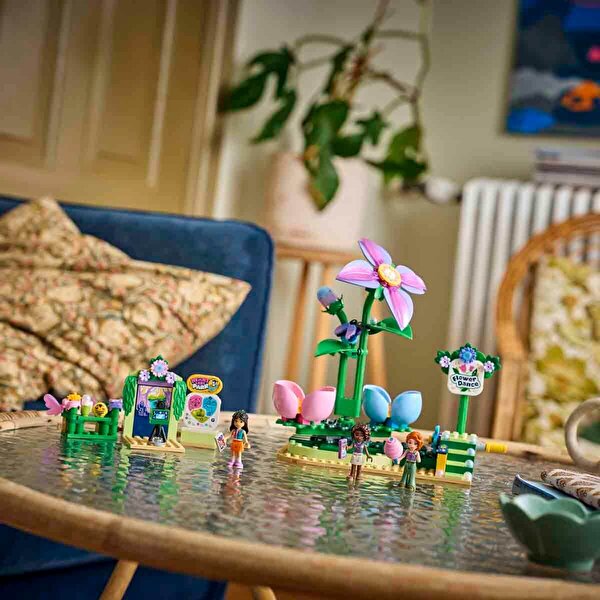 LEGO Friends Dönen Çiçek ve Peri Fincanı 42702
