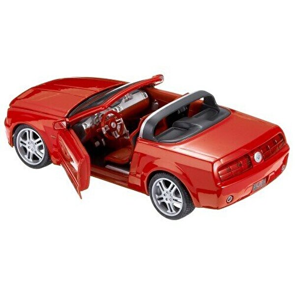 1:24 Ölçekli Kırmızı Ford Mustang GT Concept Convertible