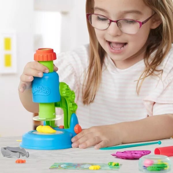 Play Doh Işıklı Mikroskop Oyun Seti