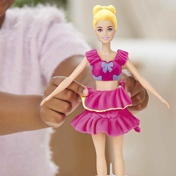 Play Doh Barbie Fırfırlar ve Fiyonklar Oyun Hamuru Seti G1361