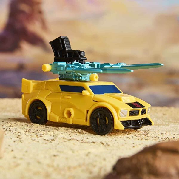 Transformers Cyberworld Dönüşebilen Robot Bumblebee