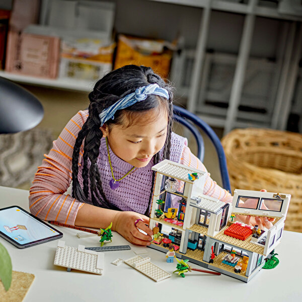 LEGO Creator Modern Ev 31153