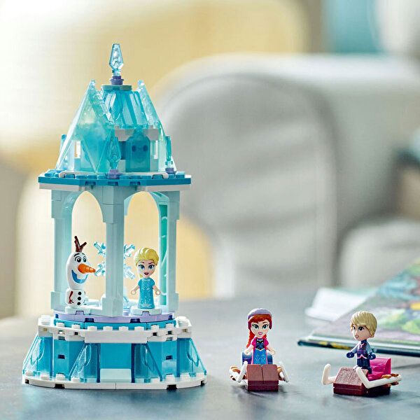 LEGO Disney Anna ve Elsa'nın Sihirli Atlıkarıncası 43218