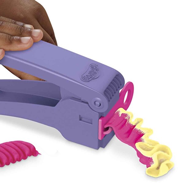 Play Doh Barbie Fırfırlar ve Fiyonklar Oyun Hamuru Seti G1361