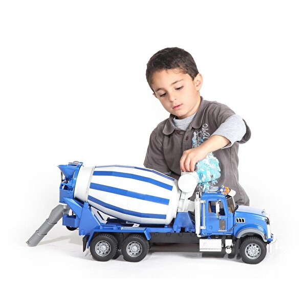 Bruder MACK Beton Mikseri